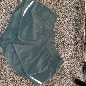 Lululemon tidewater teal hotty  hot shorts